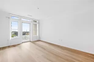 3334 Peachtree Rd NE, Atlanta, GA 30326 - Photo 3