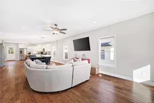 208 Mellrich Ave NE, Atlanta, GA 30317 - Photo 9