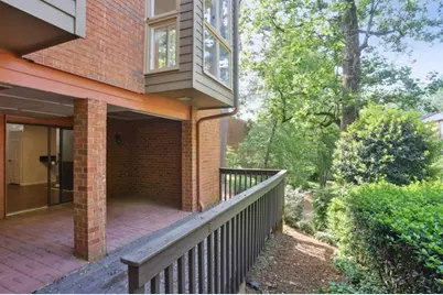 49 Willow Glen, Atlanta, GA 30342 - Photo 31