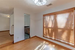 330 Broken Lance Pl, Alpharetta, GA 30022 - Photo 9