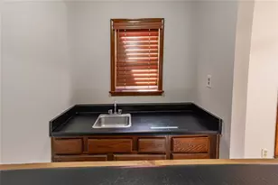 330 Broken Lance Pl, Alpharetta, GA 30022 - Photo 11