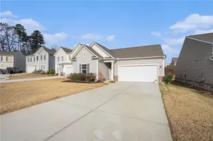 101 Carnaby St, Winder, GA 30680 - Photo 3