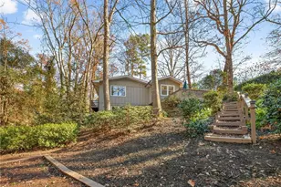 6590 Williamson Dr, Atlanta, GA 30328 - Photo 41