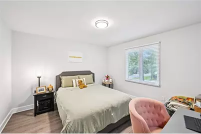 5077 Martindale Lane, Stone Mountain, GA 30088 - Photo 5