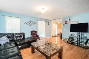 1535 Summit Pond Cir, Loganville, GA 30052 - Photo 9