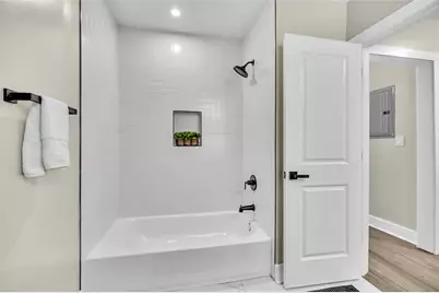 85 E Lake Drive NE, Atlanta, GA 30317 - Photo 35