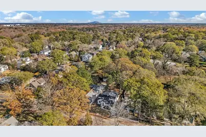 85 E Lake Drive NE, Atlanta, GA 30317 - Photo 45