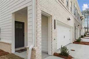 658 Sunstone Ln, Lawrenceville, GA 30043 - Photo 3