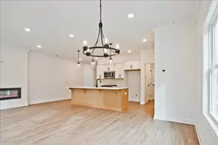 664 Sunstone Ln, Lawrenceville, GA 30043 - Photo 13