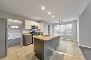 1387 Woodcutt Pl, Marietta, GA 30062 - Photo 3