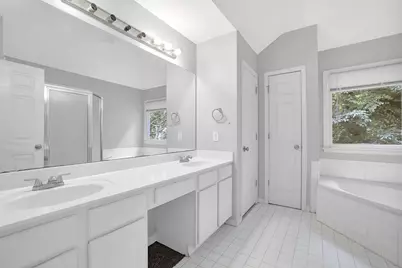 6708 Thornwood Court, Flowery Branch, GA 30542 - Photo 21