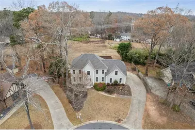 808 Valbrook Court SW, Lilburn, GA 30047 - Photo 33