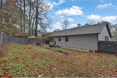 700 Pepperwood Trl, Stone Mountain, GA 30087 - Photo 35