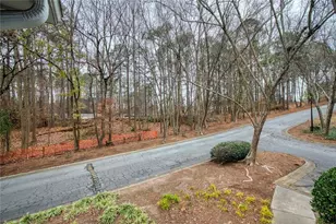 310 Natchez Trace, Atlanta, GA 30350 - Photo 33