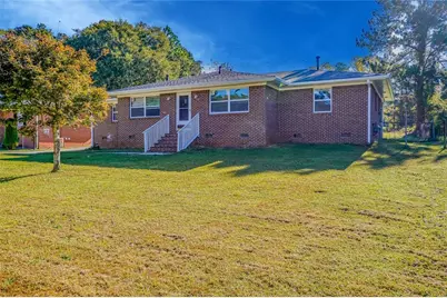 2877 Whispering Hills Drive, Atlanta, GA 30341 - Photo 17