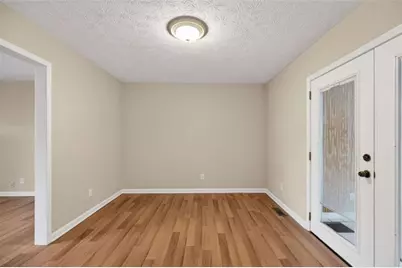 602 Mandeville Road, Carrollton, GA 30117 - Photo 9