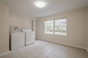 45 Brandon Ridge Dr, Atlanta, GA 30328 - Photo 47