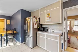 1751 Pierce Arrow Pkwy, Tucker, GA 30084 - Photo 11