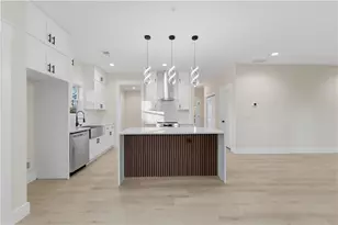 1043 McCalla St NE, Conyers, GA 30012 - Photo 5