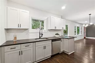 3644 Lakeside Ct, Tucker, GA 30084 - Photo 5