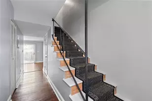 5667 Kingsport Dr, Atlanta, GA 30342 - Photo 5