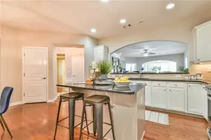 5921 Bellflower Way, Hoschton, GA 30548 - Photo 11