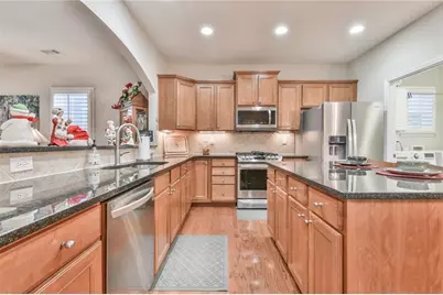 5921 Bellflower Way, Hoschton, GA 30548 - Photo 9