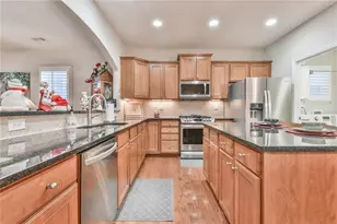 5921 Bellflower Way, Hoschton, GA 30548 - Photo 9