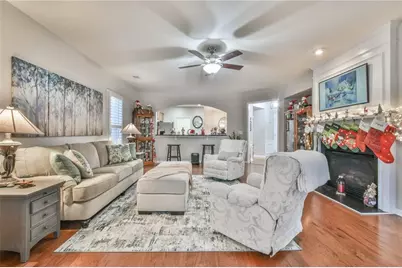 5921 Bellflower Way, Hoschton, GA 30548 - Photo 15