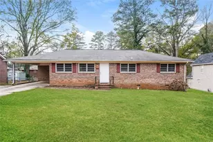 1320 N Cherokee Ave, Griffin, GA 30224 - Photo 1