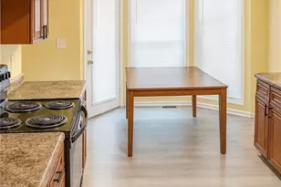 7157 Williamsburg Dr, Riverdale, GA 30274 - Photo 5