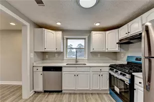 574 Glendale Rd, Scottdale, GA 30079 - Photo 15