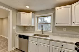 574 Glendale Rd, Scottdale, GA 30079 - Photo 17