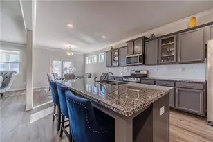 17 Mulberry Bush Dr, Loganville, GA 30052 - Photo 5