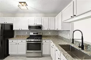 3284 Long Iron Pl, Lawrenceville, GA 30044 - Photo 5