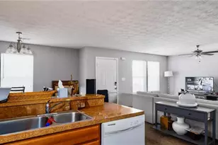 2341 Glebe Ct, Hampton, GA 30228 - Photo 7