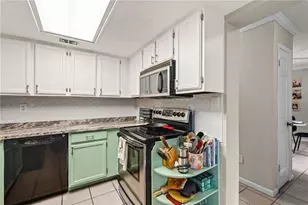 2471 Cedar Brook W, Marietta, GA 30067 - Photo 9