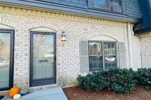 2 Chaumont Square NW, Atlanta, GA 30327 - Photo 3