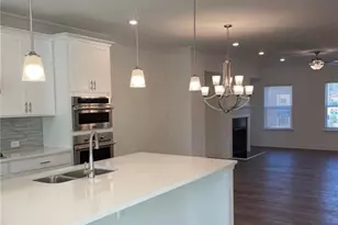 2228 Fern Pk Dr, Atlanta, GA 30341 - Photo 7