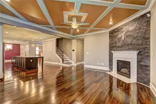 4527 Bridgeway Rd, Atlanta, GA 30331 - Photo 9