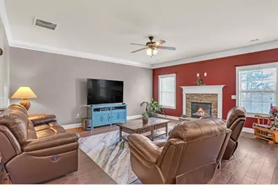 522 Thomas Drive, Loganville, GA 30052 - Photo 13