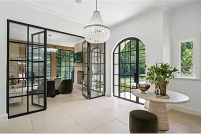 4725 Northside Drive, Atlanta, GA 30327 - Photo 9