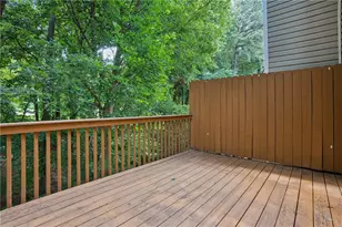 529 Lantern Wood Dr, Scottdale, GA 30079 - Photo 25