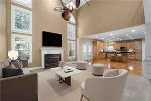 3717 Shady Maple Dr, Stonecrest, GA 30038 - Photo 3