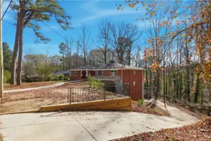 2856 Engle Rd NW, Atlanta, GA 30318 - Photo 31