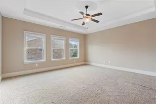 427 Alderwood St, Atlanta, GA 30328 - Photo 19