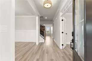 6109 Black Pear Ln, Gainesville, GA 30506 - Photo 3