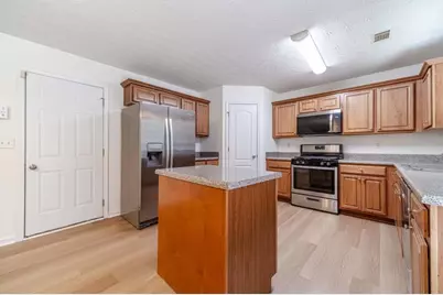 4523 Grove Lake Street, Loganville, GA 30052 - Photo 9