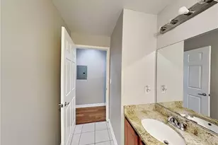 1020 Camelot Dr, Atlanta, GA 30349 - Photo 15