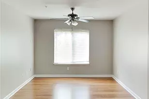 1020 Camelot Dr, Atlanta, GA 30349 - Photo 9